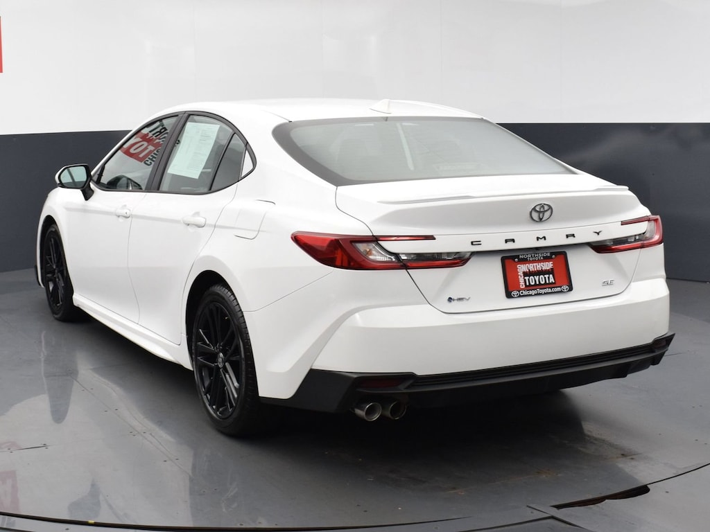 Used 2025 Toyota Camry SE Car