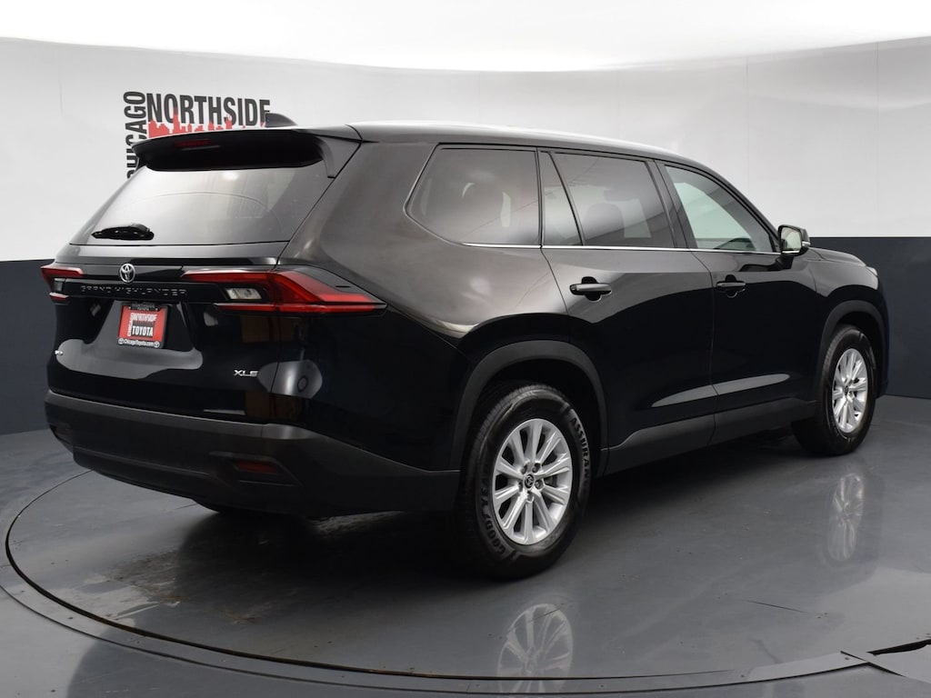 Used 2025 Toyota Grand Highlander XLE Sport Utility