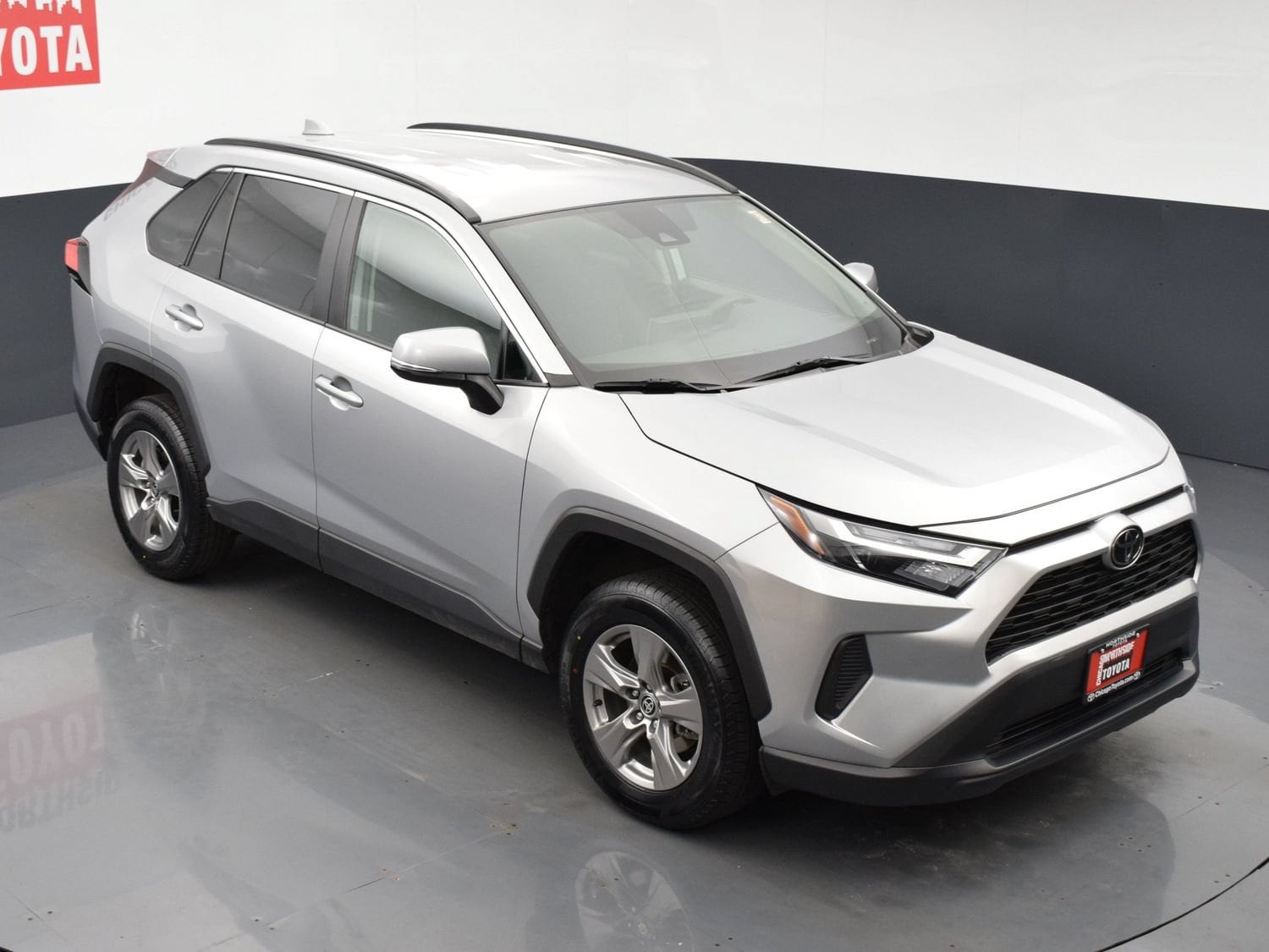 2024 Toyota RAV4 XLE - Photo 20