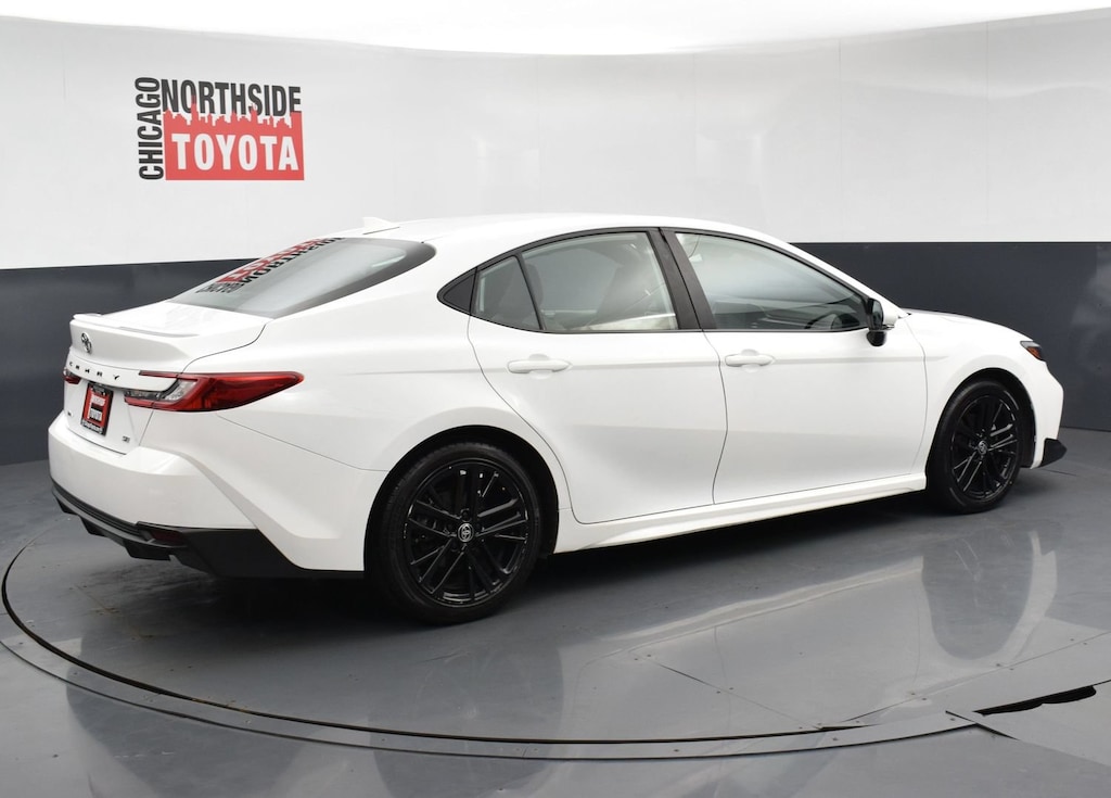 Used 2025 Toyota Camry SE Car