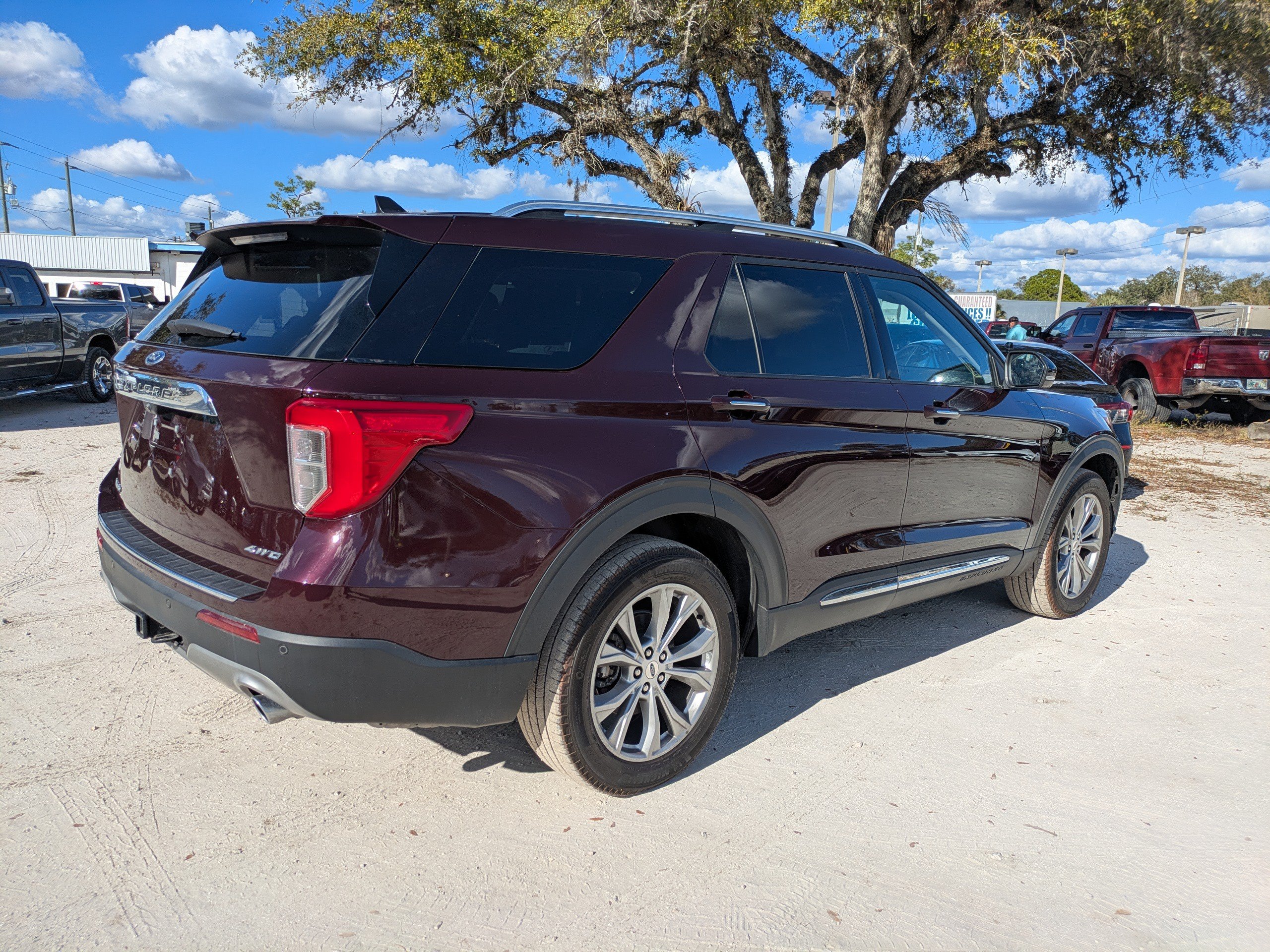 Used 2023 Ford Explorer Limited SUV