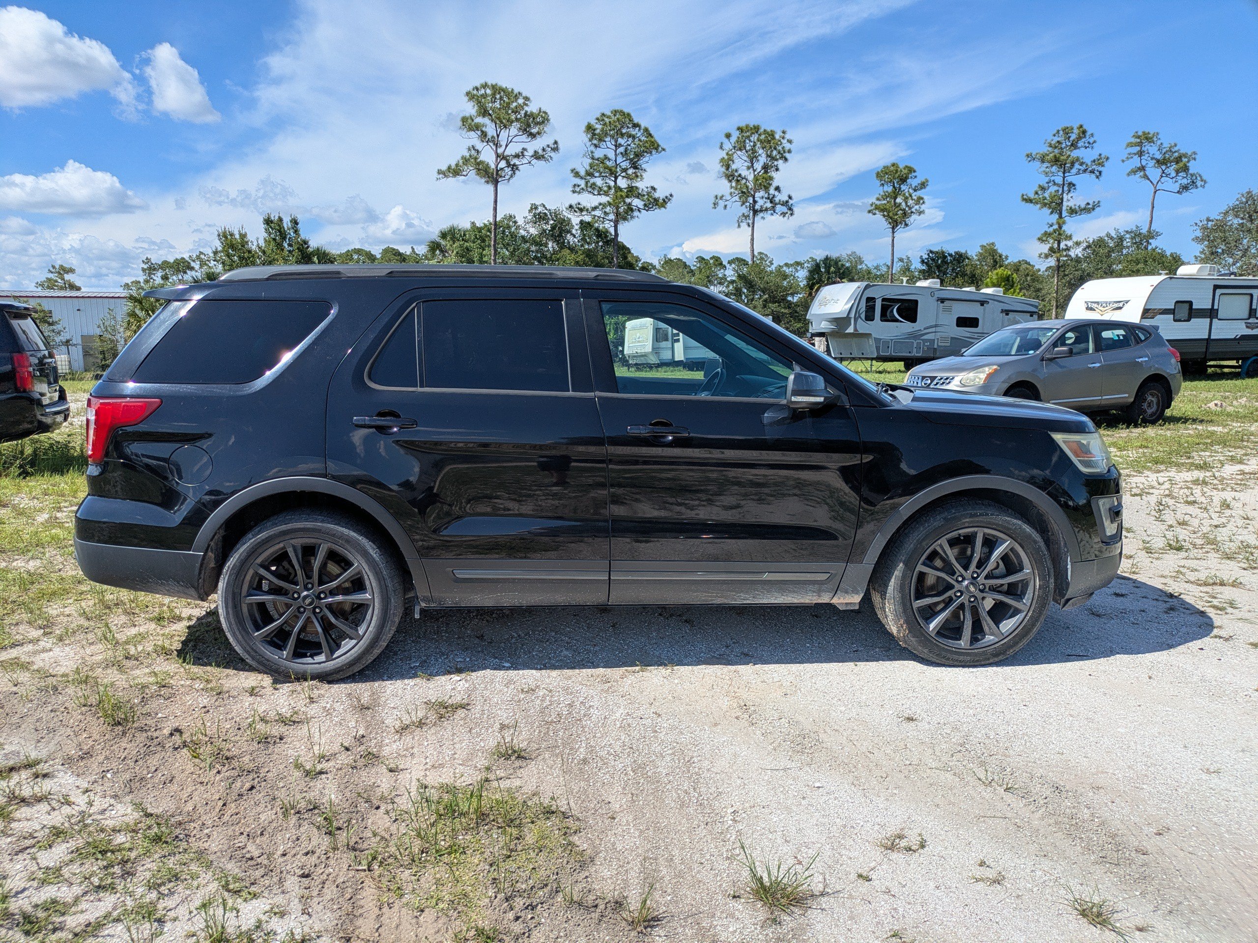 Used 2017 Ford Explorer XLT SUV