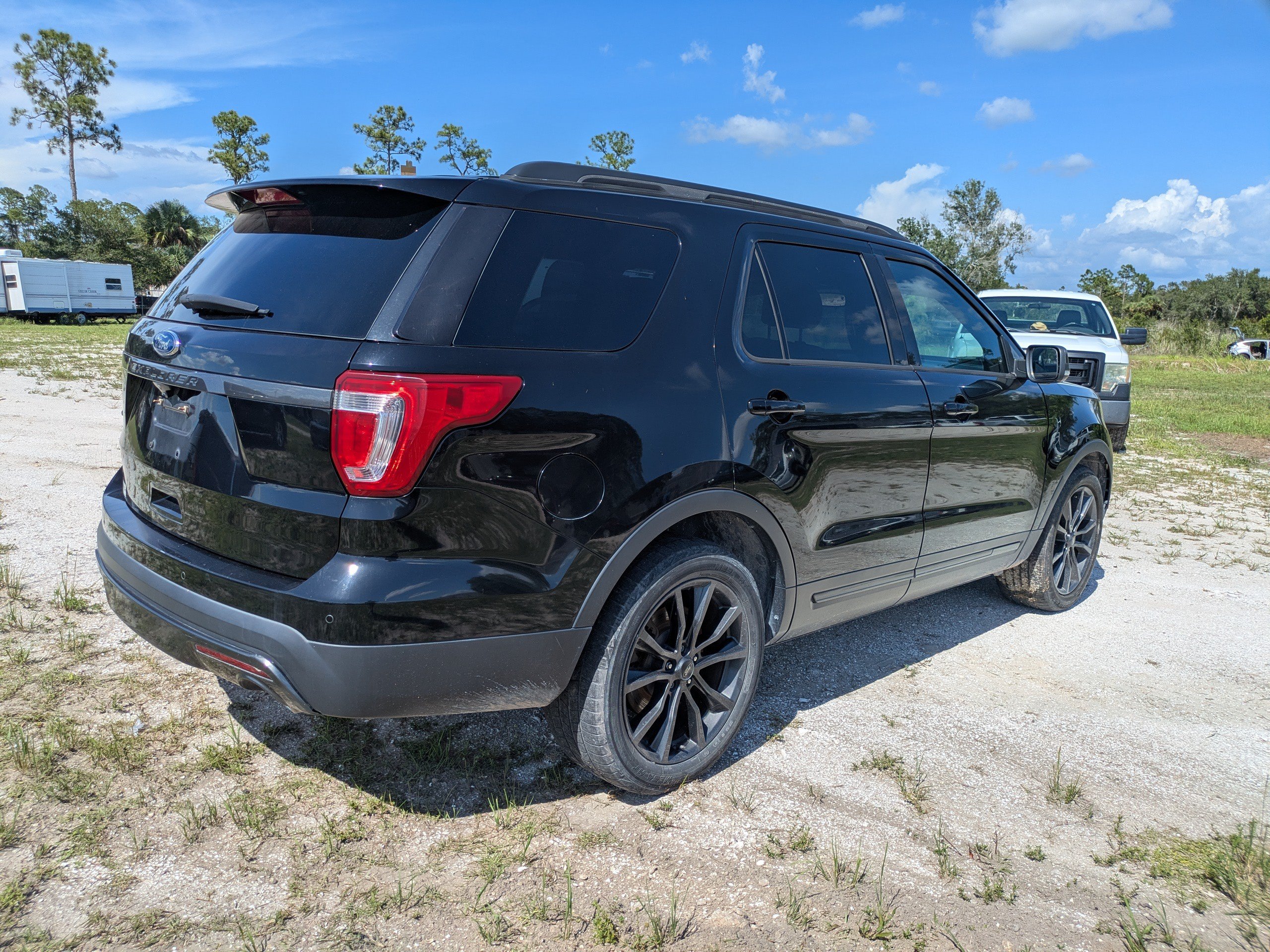 Used 2017 Ford Explorer XLT SUV