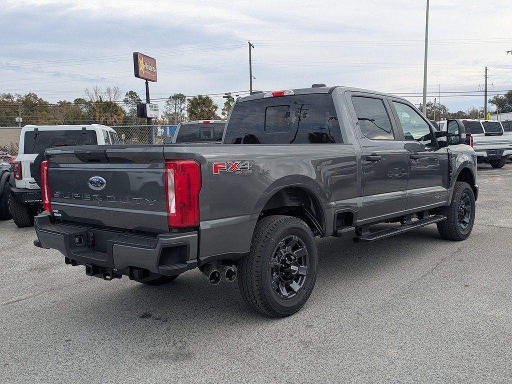 New 2026 Ford Super Duty F-350 SRW XL Truck Crew Cab