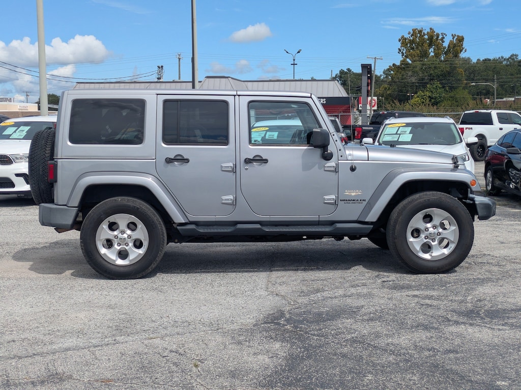 Used 2014 Jeep Wrangler Unlimited Sahara SUV