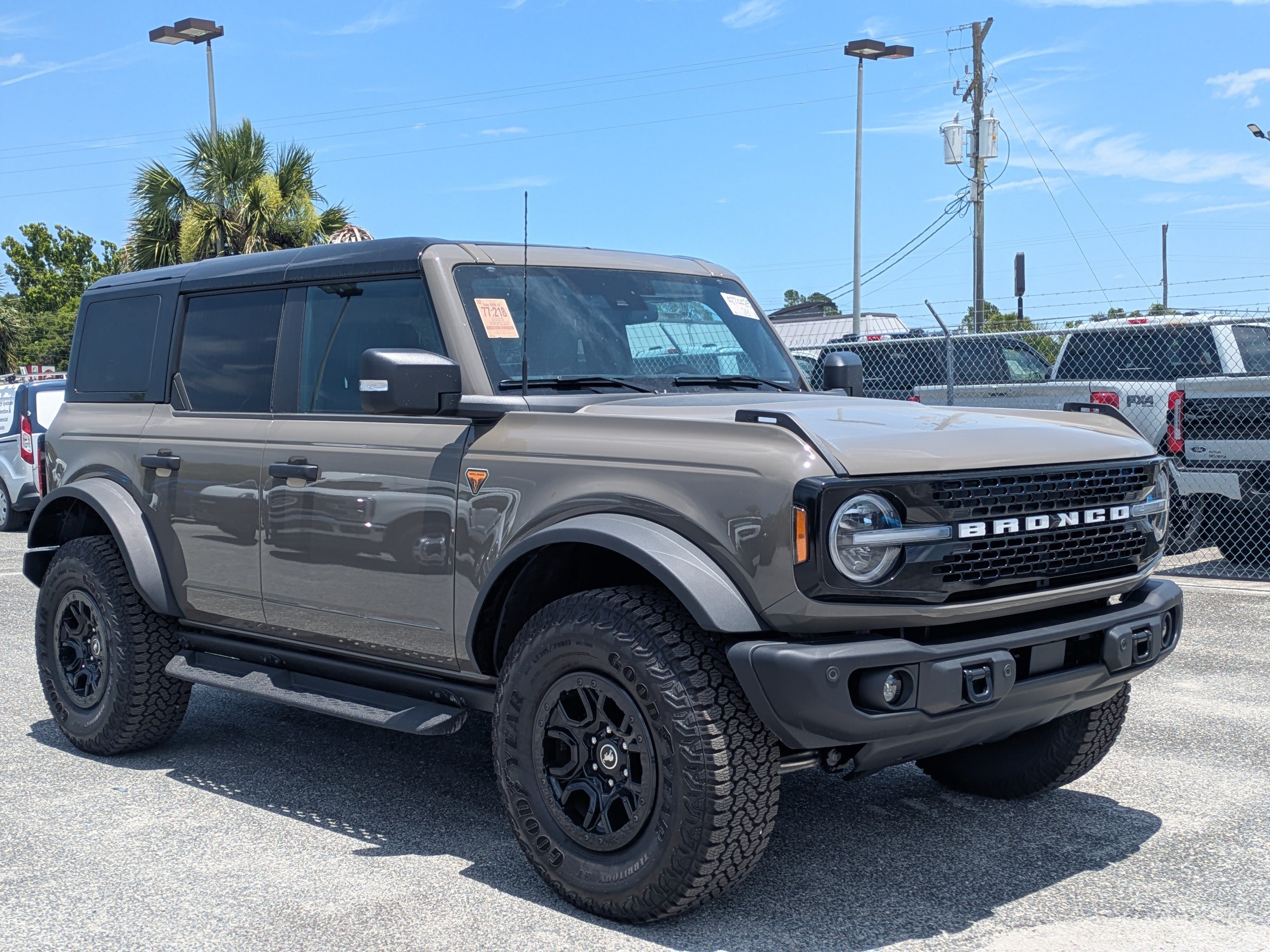 Used 2025 Ford Bronco Badlands SUV