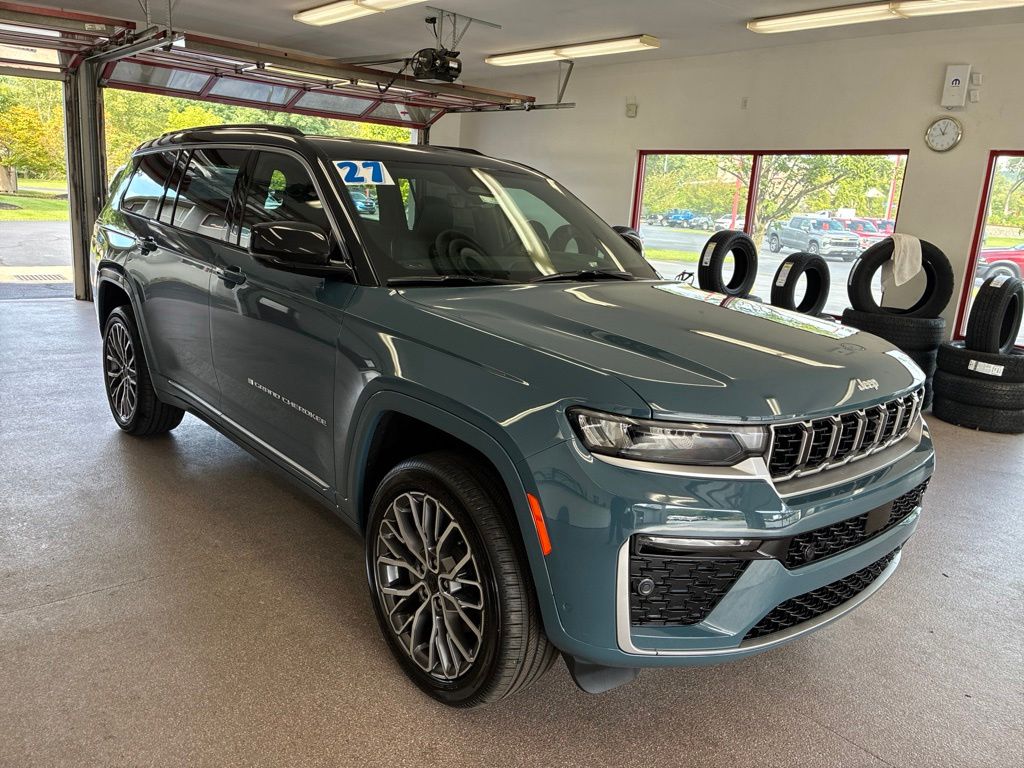2027 Jeep Grand Cherokee Sport Utility 