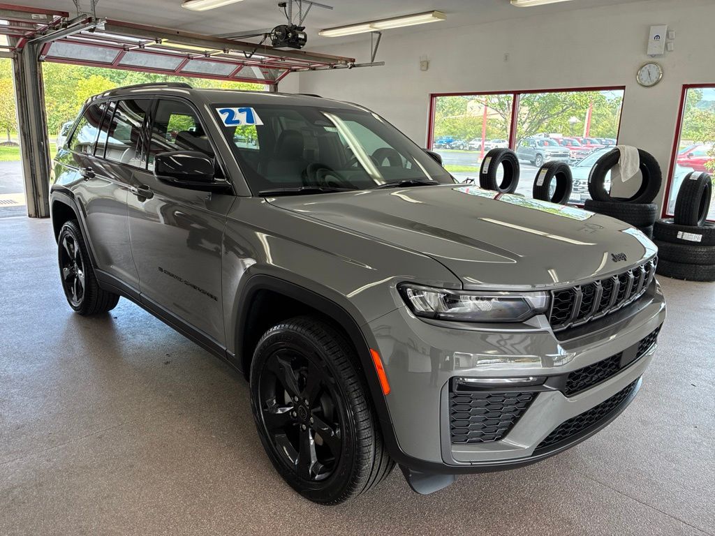 2027 Jeep Grand Cherokee Sport Utility 