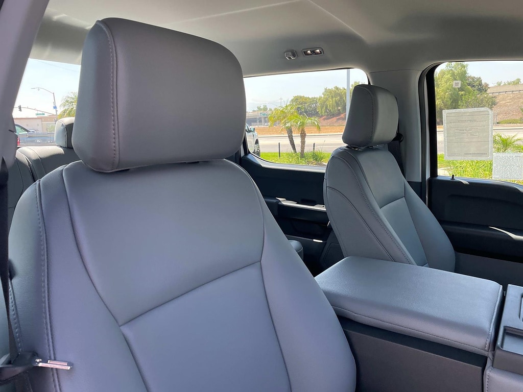 2025 Ford F-150 XL - Photo 30