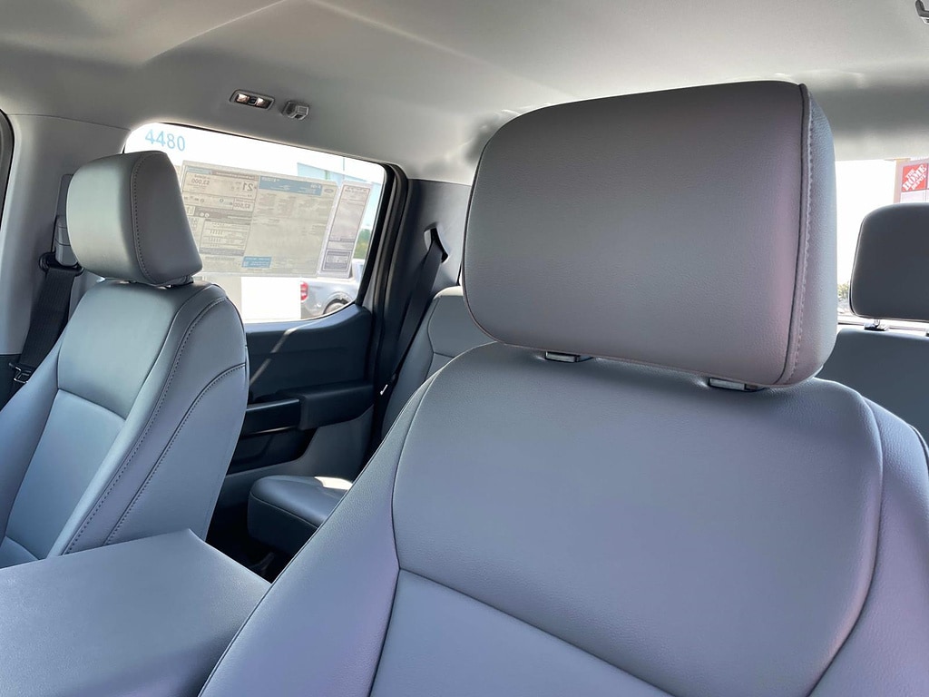 2025 Ford F-150 XL - Photo 17