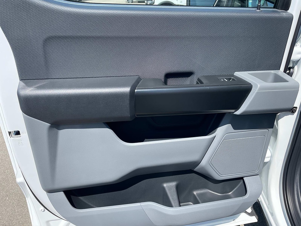 2025 Ford F-150 XL - Photo 18