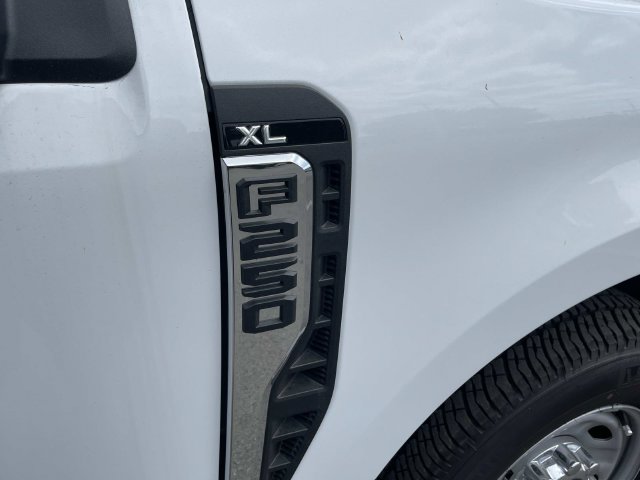 2026 Ford F-250 Super Duty XL - Photo 31