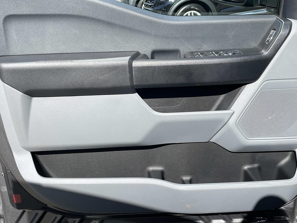2026 Ford F-350 Super Duty XL - Photo 17