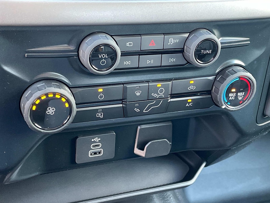 2025 Ford F-150 XL - Photo 13
