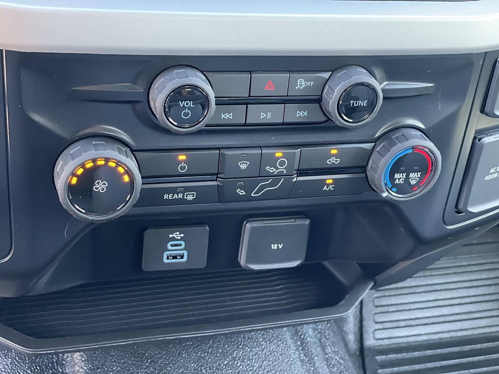 2026 Ford F-350 Super Duty XL - Photo 15
