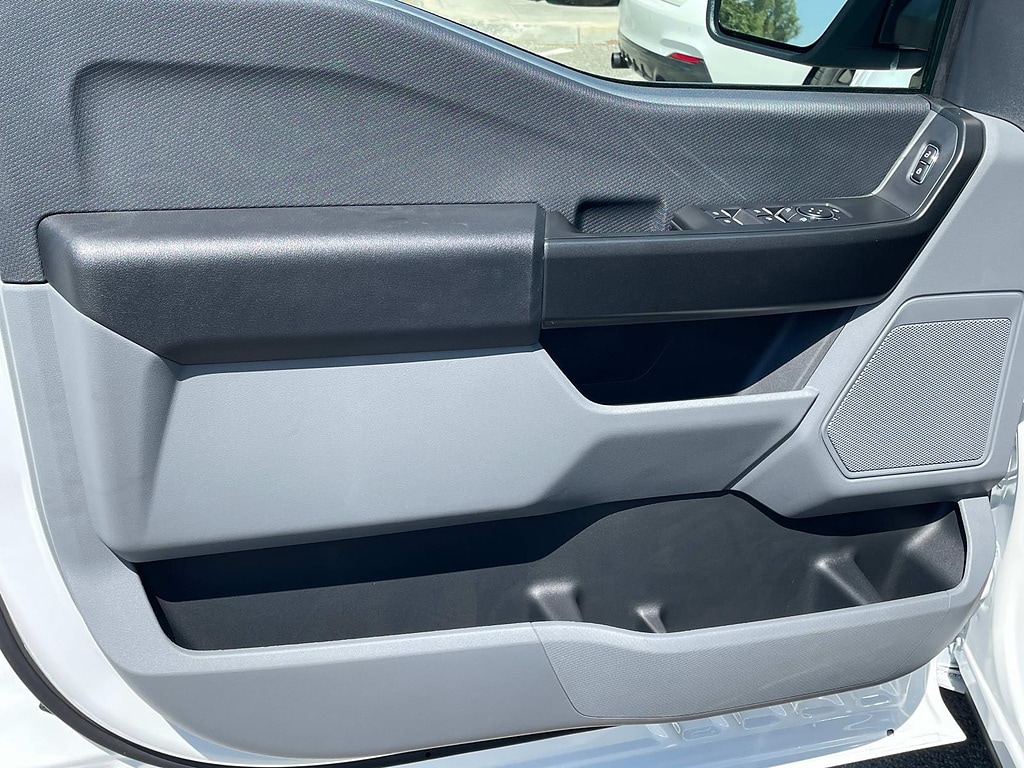 2025 Ford F-150 XL - Photo 15