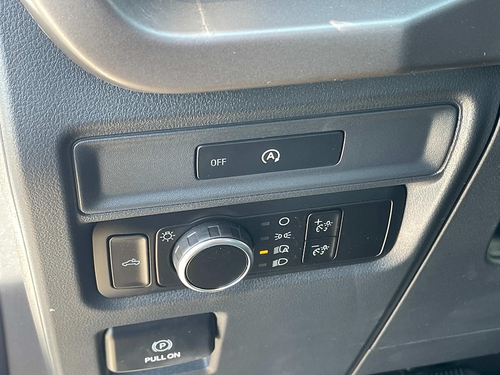 2025 Ford F-150 XL - Photo 14