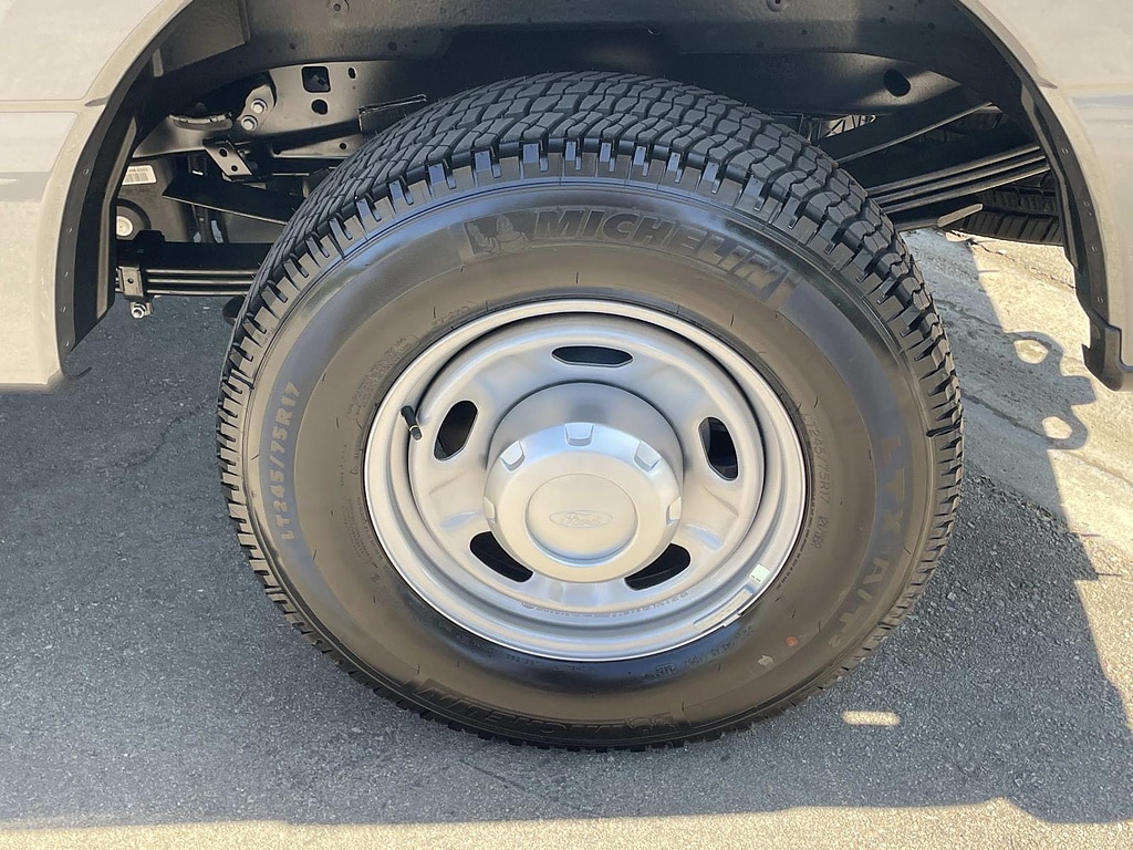 2026 Ford F-350 Super Duty XL - Photo 33
