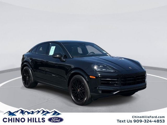 2025 Porsche Cayenne Coupe Base