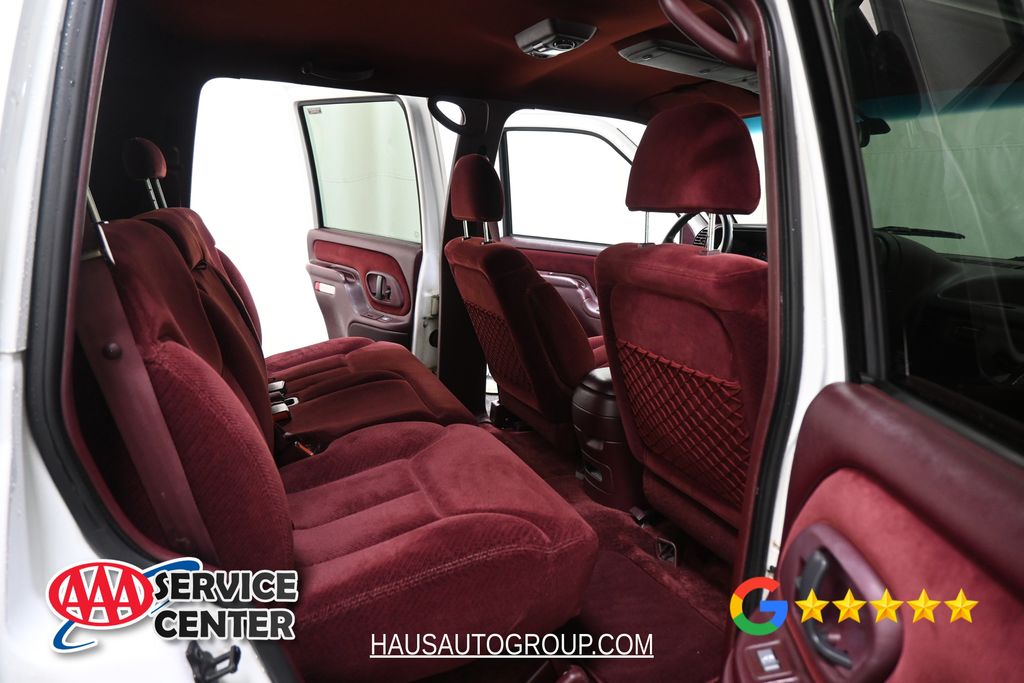 1995 Chevrolet Tahoe - Photo 12