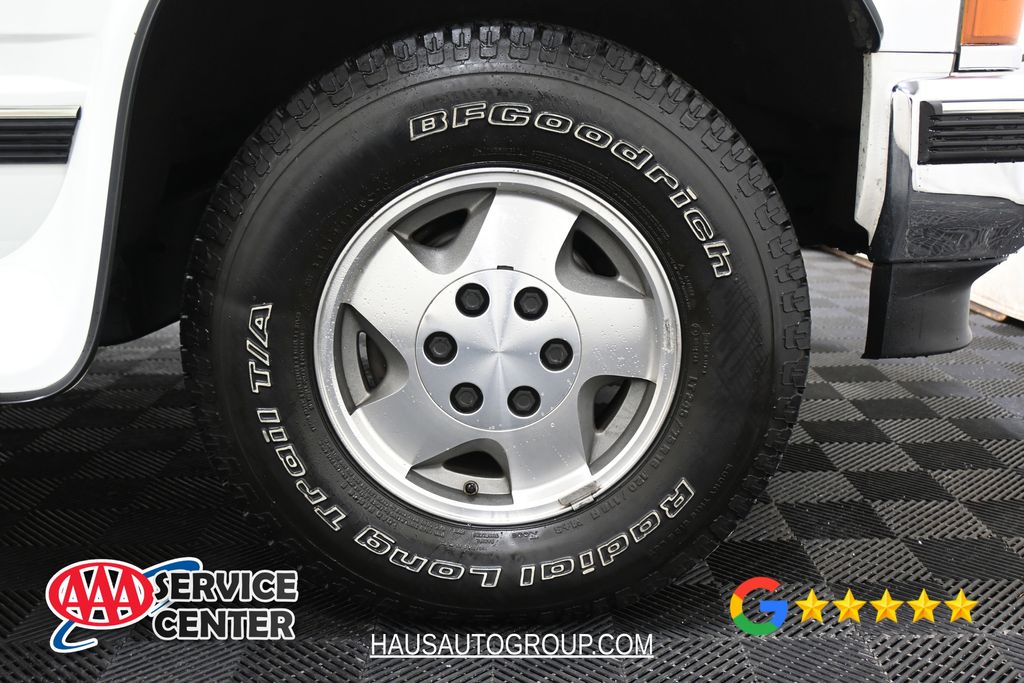 1995 Chevrolet Tahoe - Photo 28