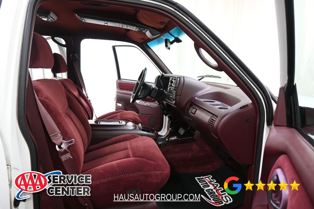 1995 Chevrolet Tahoe - Photo 8