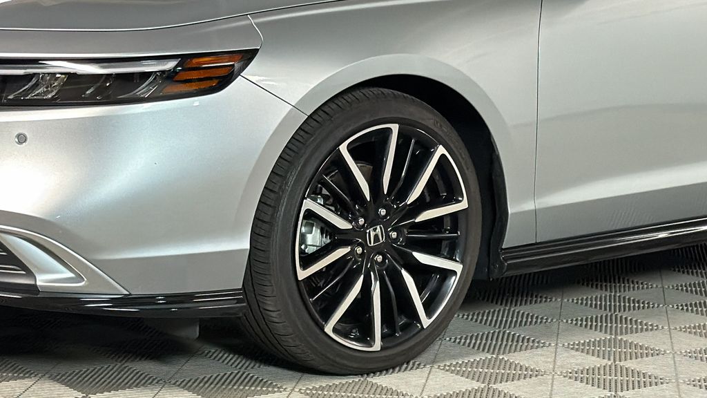 Used 2024 Honda Accord Hybrid Touring Sedan