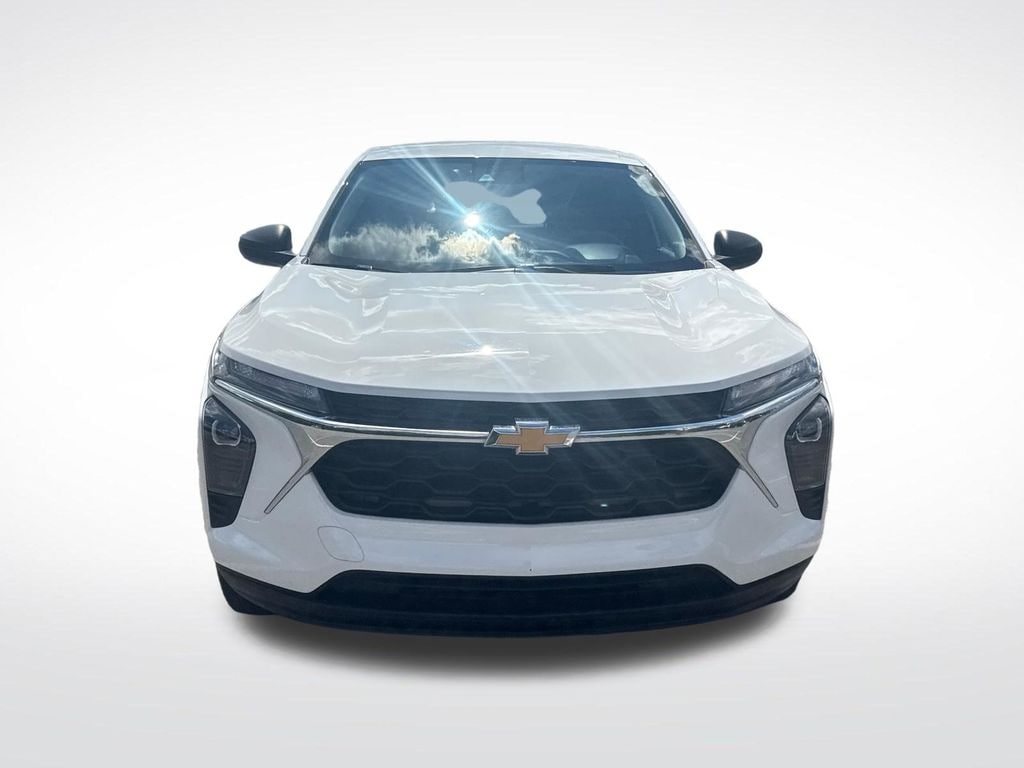 Used 2025 Chevrolet Trax LS SUV