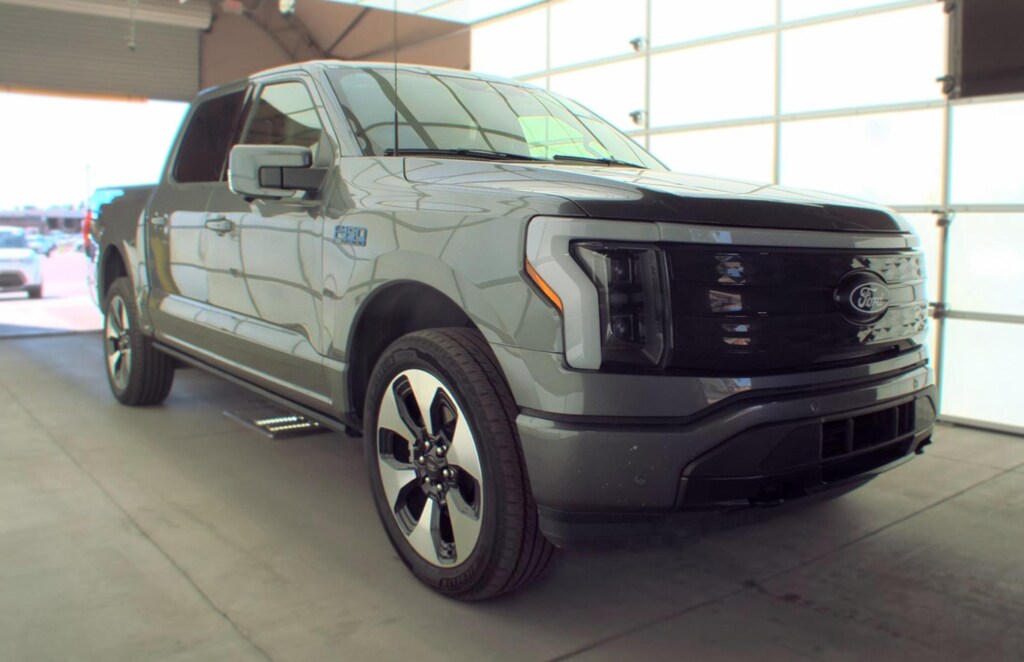 Used 2025 Ford F-150 Lightning Platinum Truck