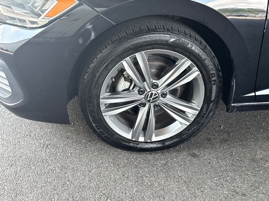 Used 2024 Volkswagen Jetta 1.5T SE Sedan