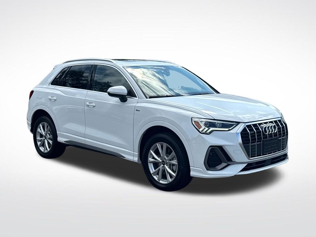 Used 2024 Audi Q3 Premium SUV