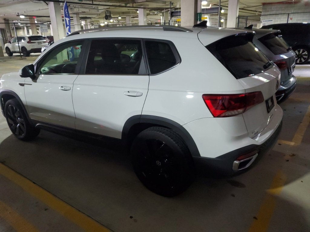 Used 2023 Volkswagen Taos 1.5T SE SUV
