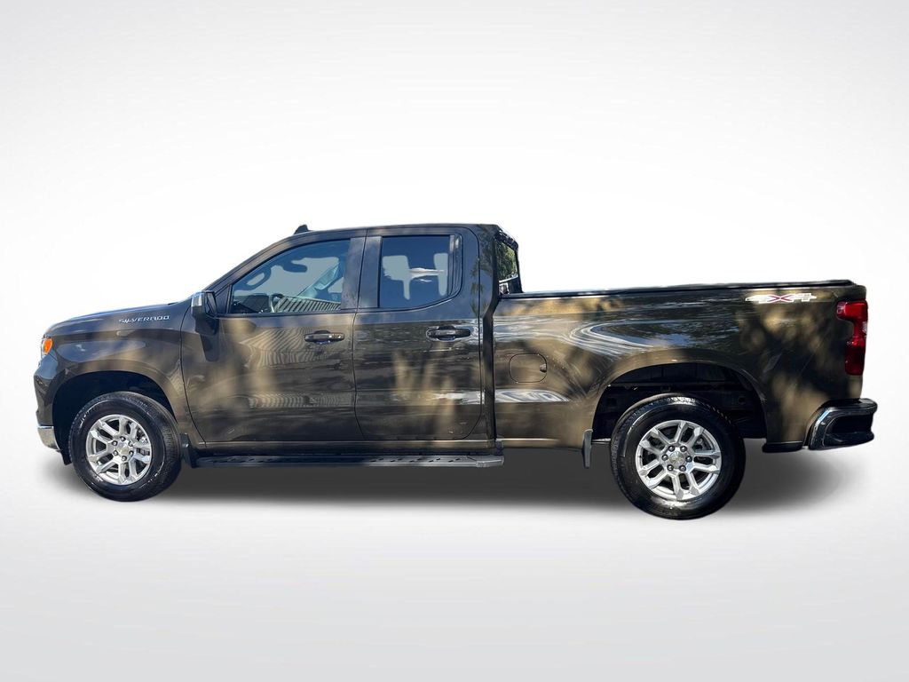 2023 Chevrolet Silverado 1500 LT - Photo 6