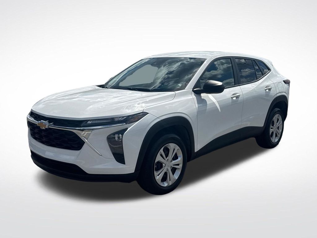 Used 2025 Chevrolet Trax LS SUV