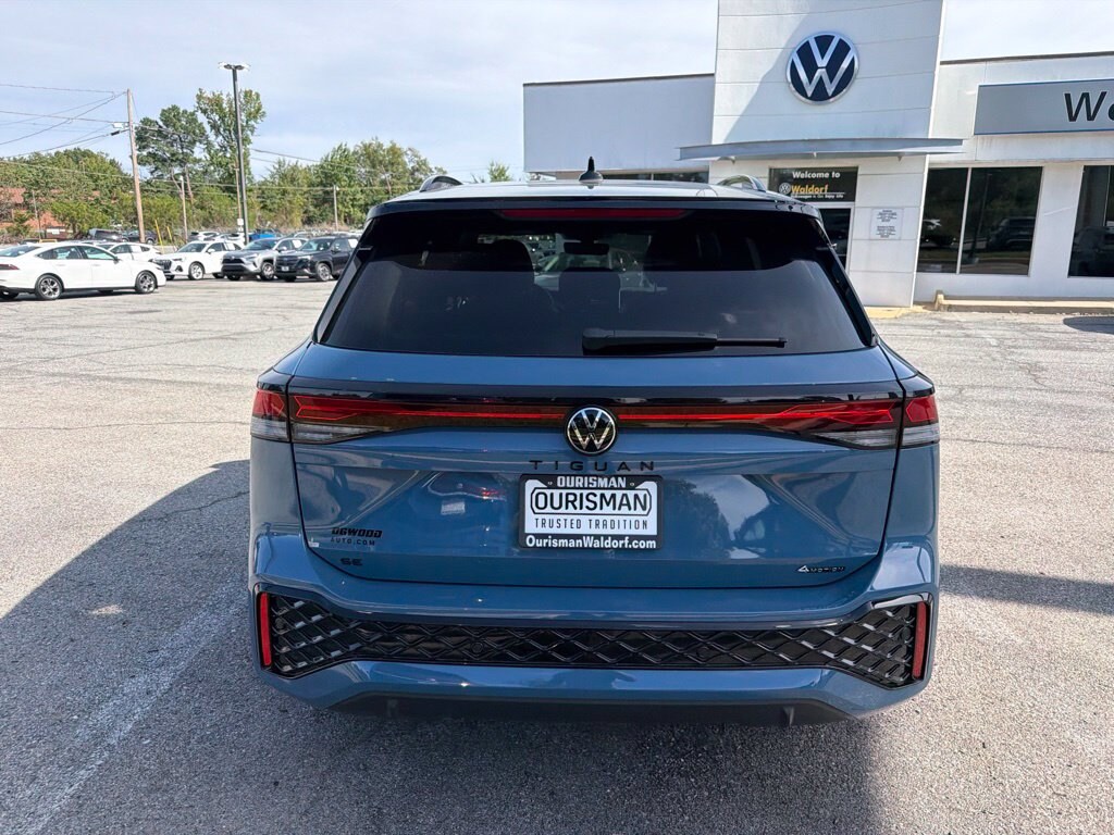 Certified 2026 Volkswagen Tiguan 2.0T SE R-Line Black SUV