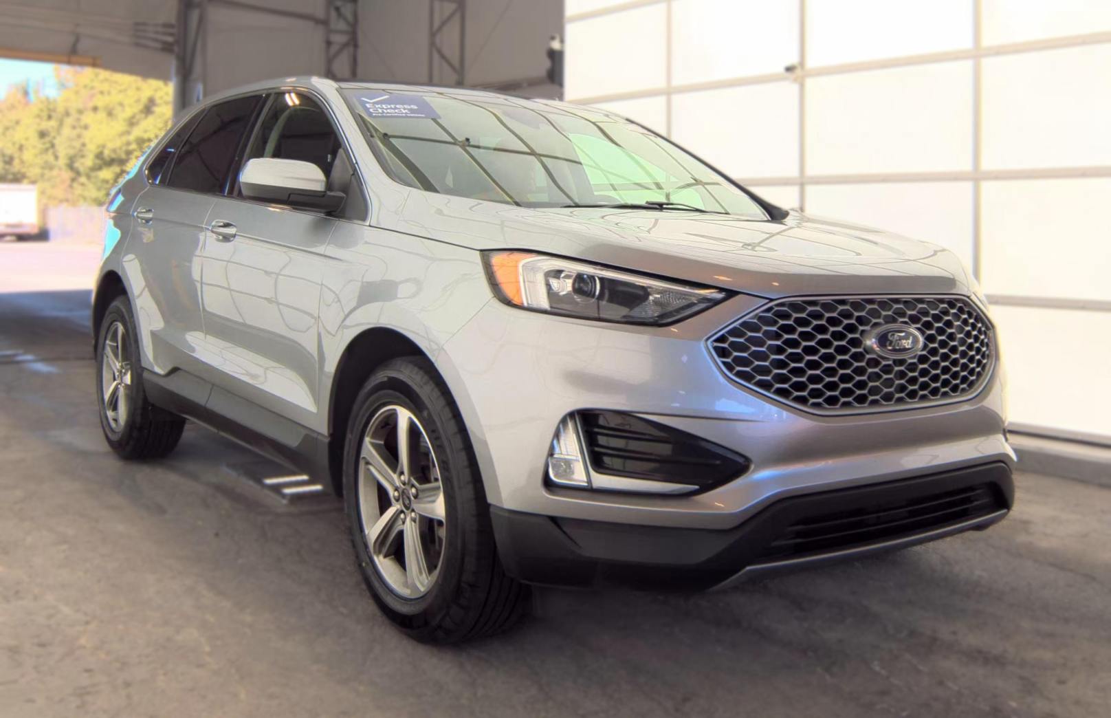 Used 2024 Ford Edge SEL SUV
