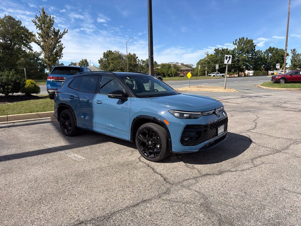 Certified 2026 Volkswagen Tiguan 2.0T SE R-Line Black SUV