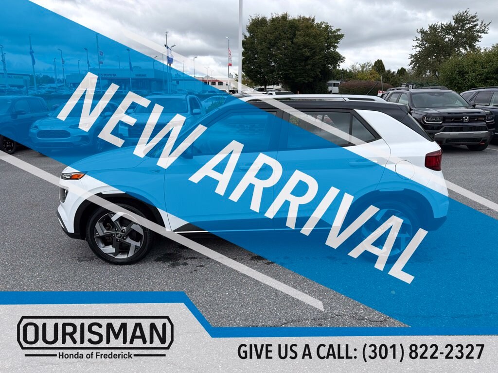 Used 2023 Hyundai Venue Limited SUV