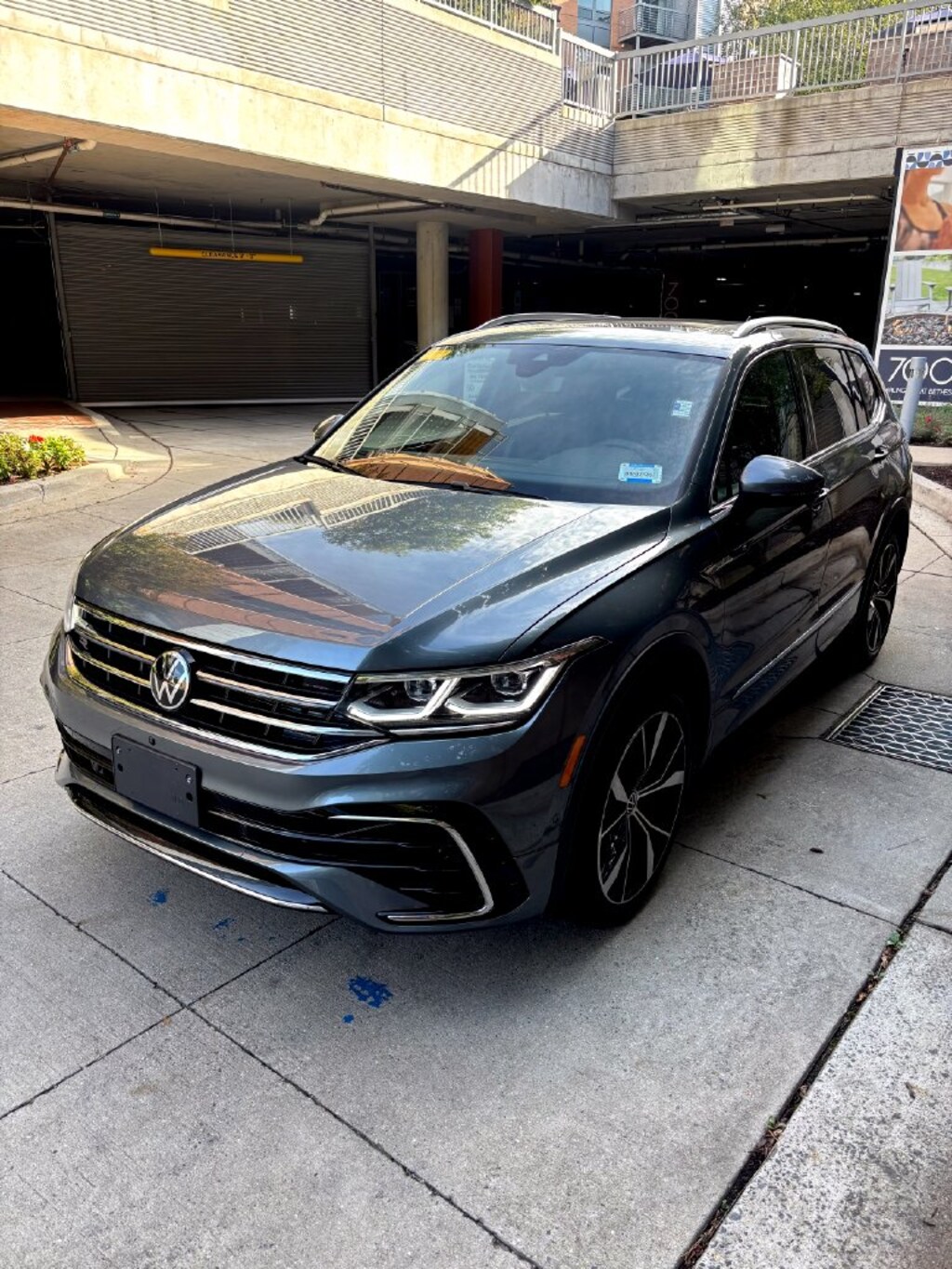 Used 2023 Volkswagen Tiguan 2.0T SEL R-Line SUV