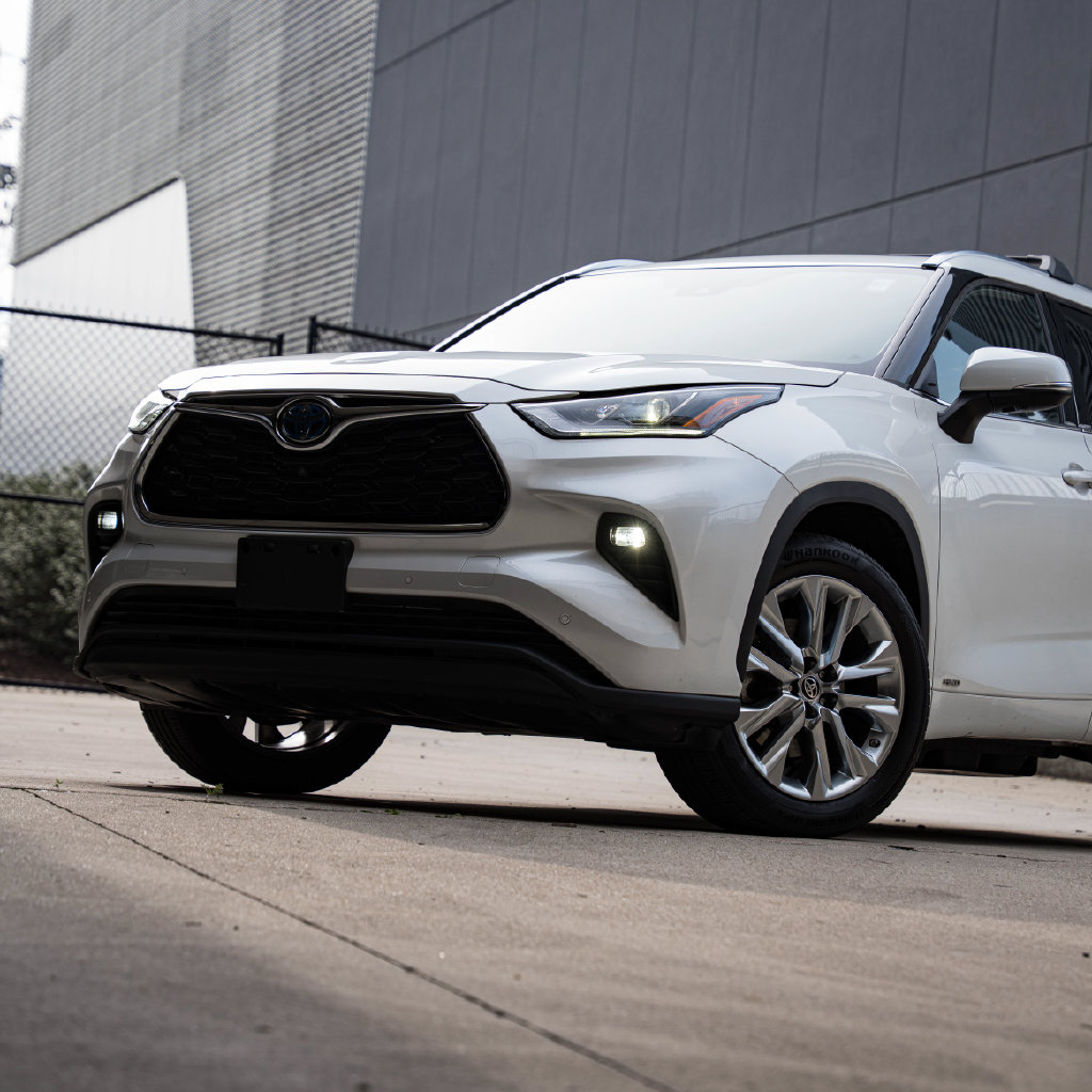 Used 2022 Toyota Highlander Hybrid Limited SUV