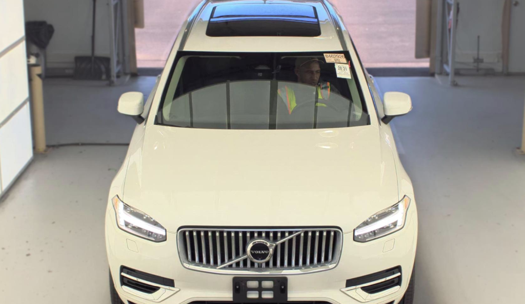 Used 2025 Volvo XC90 Plug-In Hybrid T8 Plus SUV
