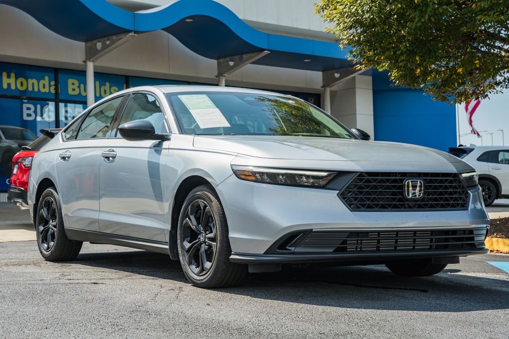Used 2025 Honda Accord SE Sedan