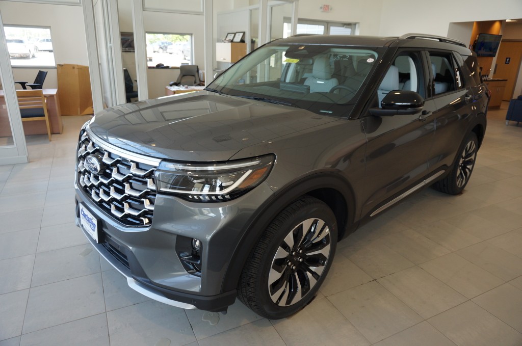 2026 Ford Explorer Platinum AWD SUV