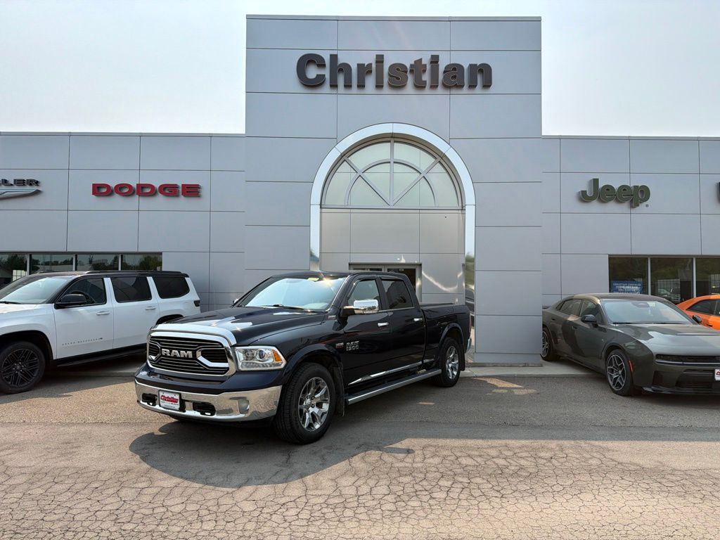 2017 RAM 1500 Pickup Laramie Limited