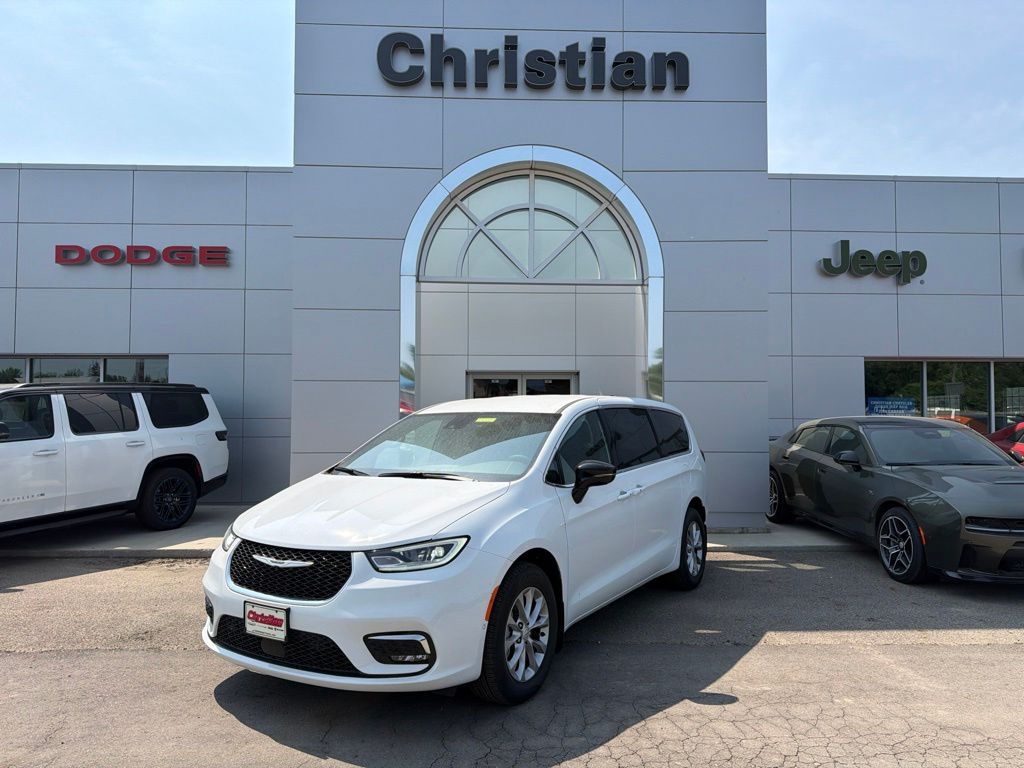 2025 Chrysler Pacifica