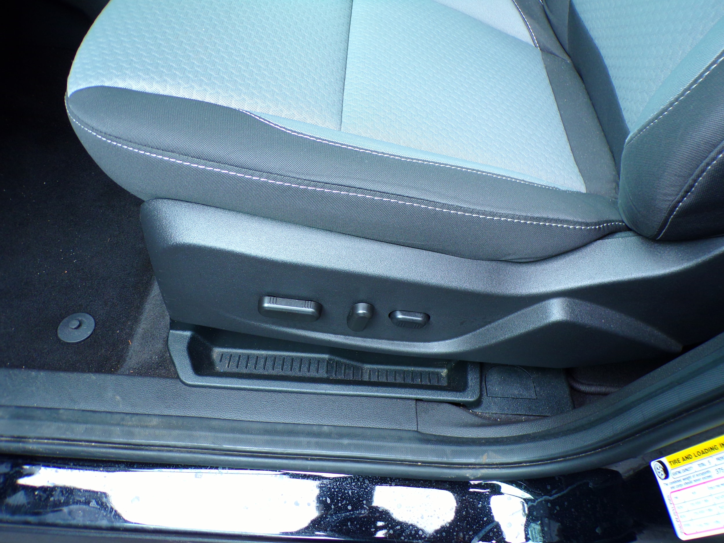 2017 Ford Escape SE - Photo 16