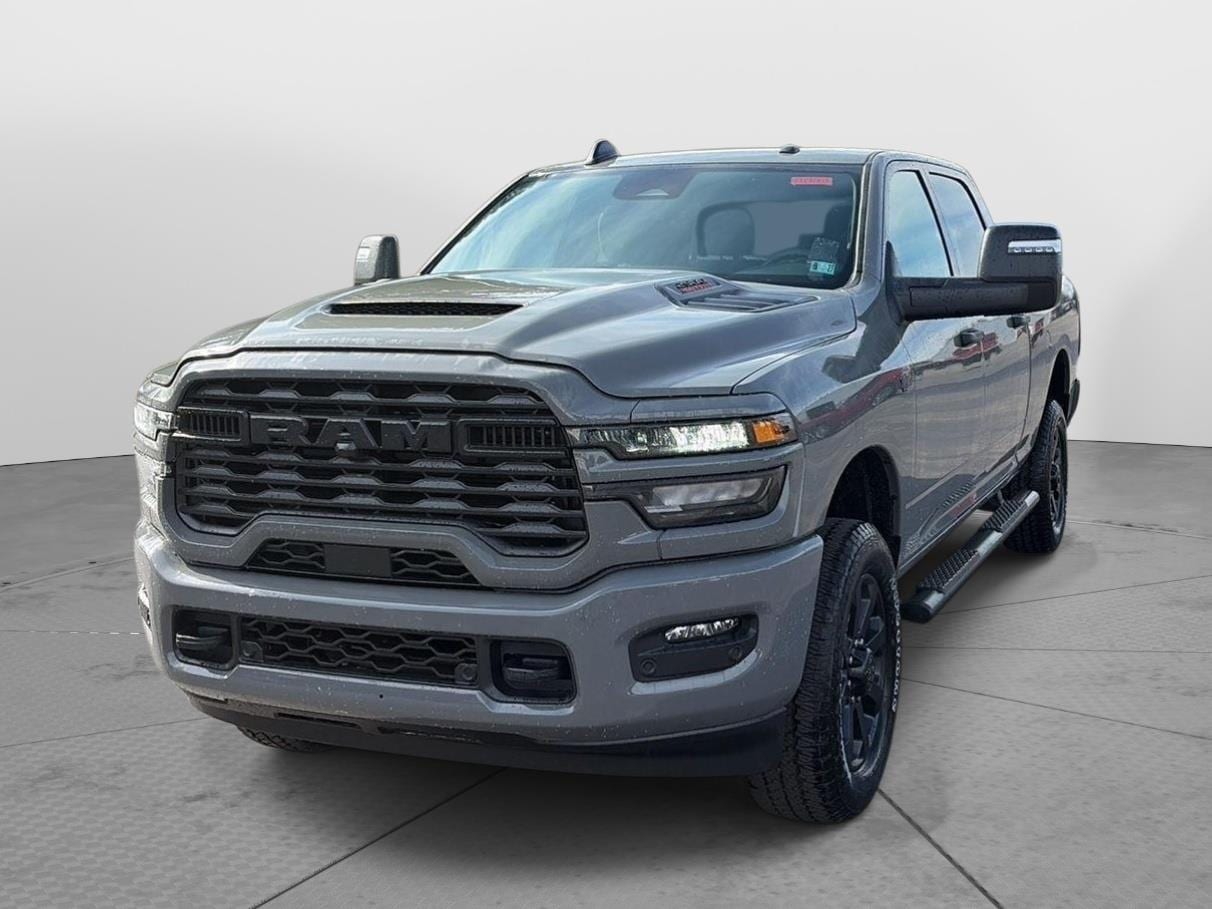 2027 RAM 2500 Pickup Tradesman/Black Express