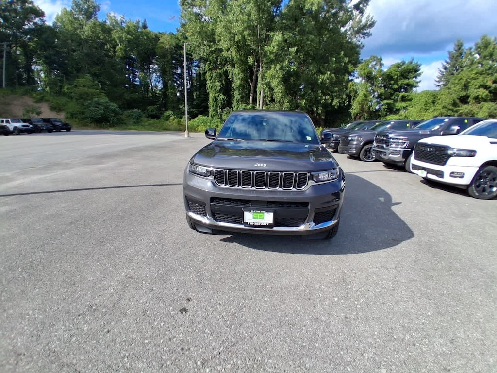 New 2026 Jeep Grand Cherokee L LAREDO X 4X4 Sport Utility