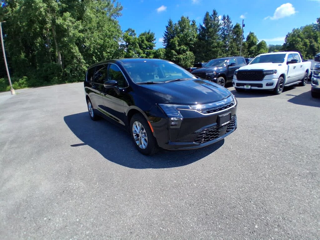New 2027 Chrysler Pacifica SELECT AWD Passenger Van