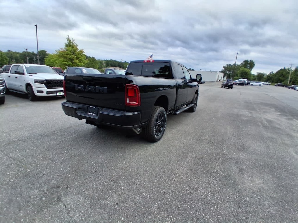 New 2026 Ram 2500 BLACK EXPRESS CREW CAB 4X4 6'4 BOX Pickup
